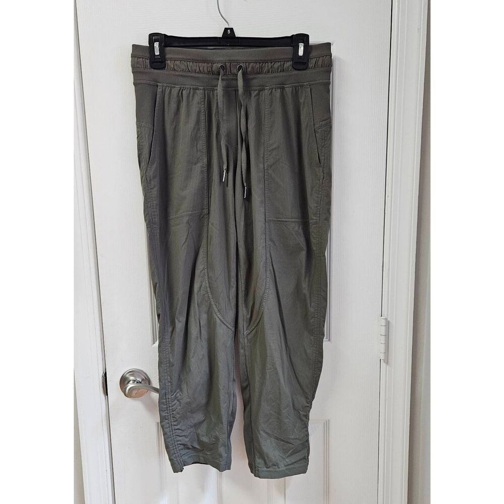 Lululemon Dance Studio Cropped Pants 6